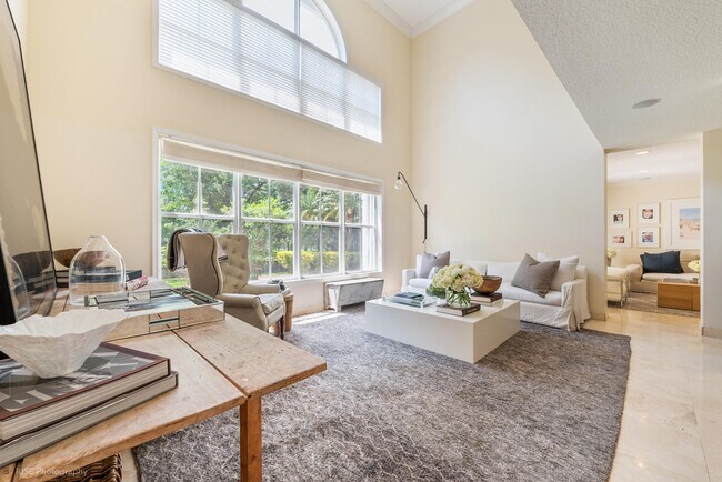 Foto del edificio - 5710 SW 86th St