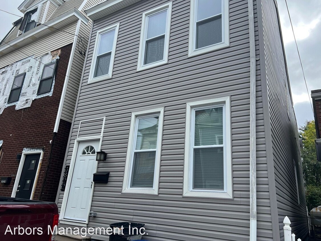 Primary Photo - 3 br, 2 bath House - 3822 Howley Street