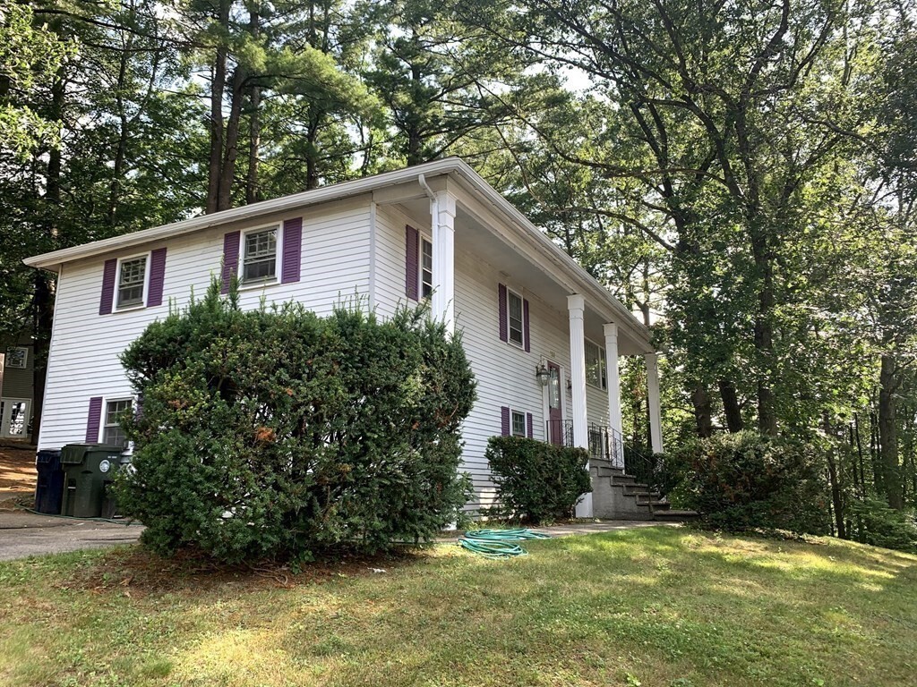 Primary Photo - 103 Fontaine St