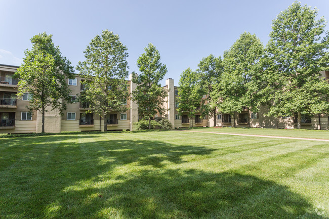 Common Area - Village at Vanderbilt