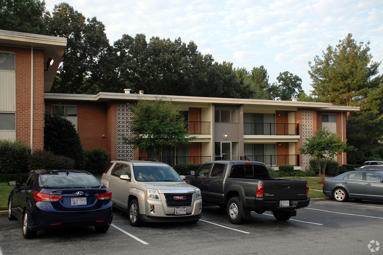 Primary Photo - Spa Creek Condominiums