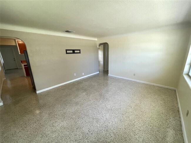 Foto del edificio - 6943 Burlington Ave N