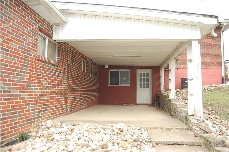 203 Bantam Ridge Rd Unit Apt B, Steubenville, OH 43953 Condo for Rent in Steubenville, OH
