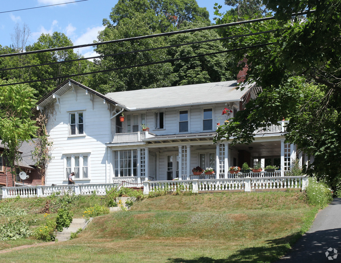 homes for rent salem ma