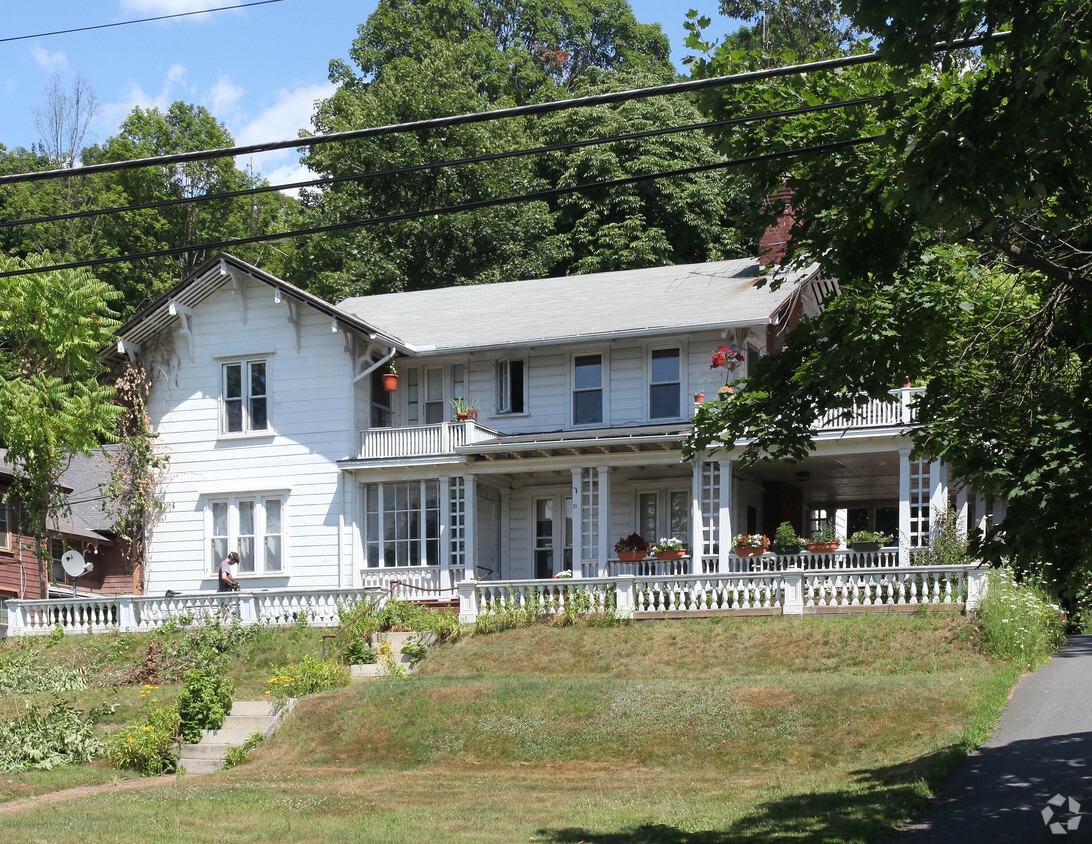 Primary Photo - 21 High St