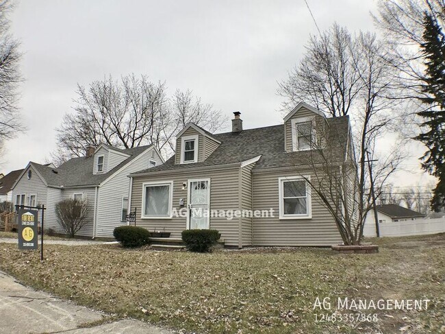 Building Photo - 29033 Powers St