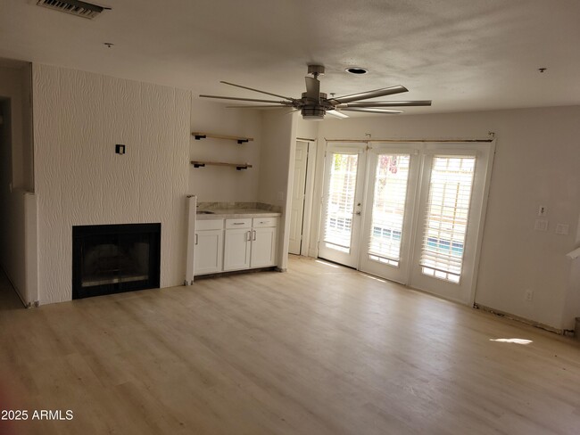 Foto del edificio - 11889 N 113th Pl