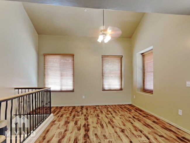 Building Photo - 4304 E Jasper Dr
