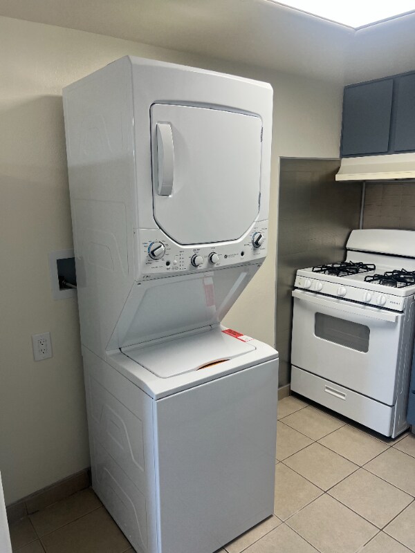 Foto del edificio - 240 Holly St