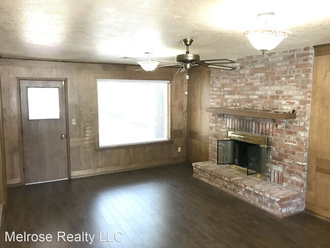 Building Photo - 3 br, 2 bath House - 6800 NW 31st Street