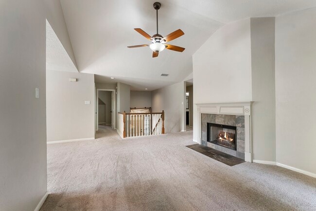 Building Photo - 17 N Spiral Vine Cir