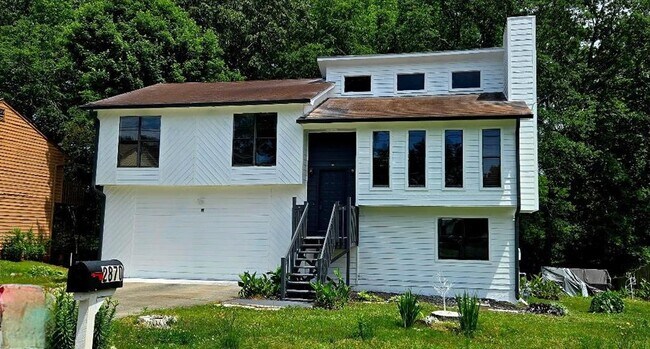 Building Photo - 2870 Creekwood Ln NW