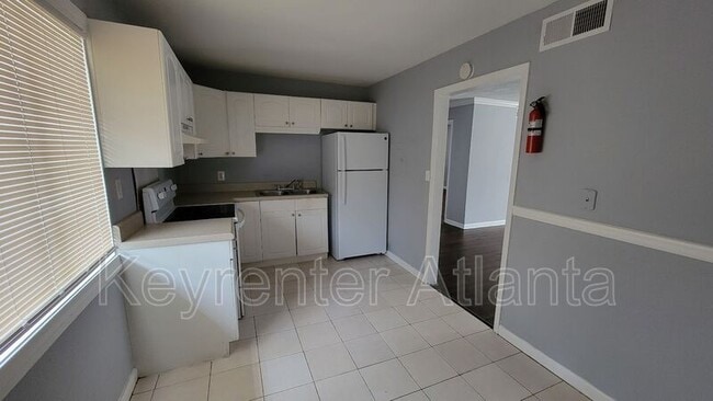 Photo - 1596 Line Cir Apartment