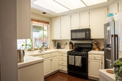 Building Photo - 25054 El Carrizo