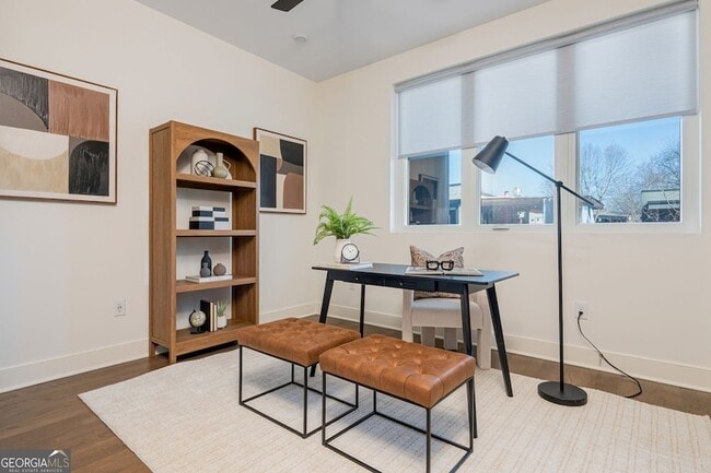 Foto del edificio - 2347 Hosea L Williams Dr SE