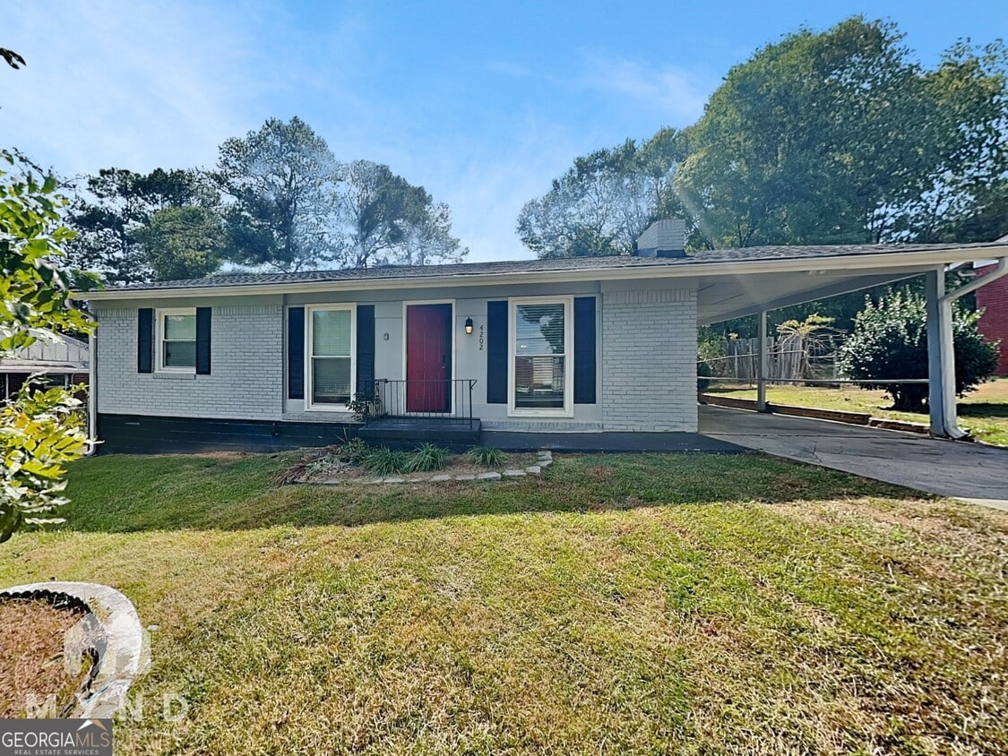 Foto principal - 4202 Old Rock Cut Rd
