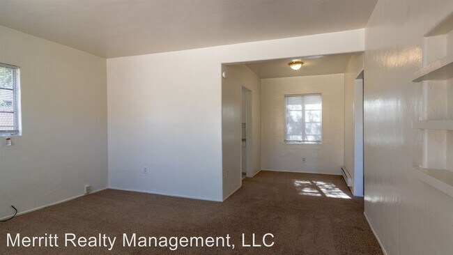 Building Photo - 1204 N Winstel Blvd