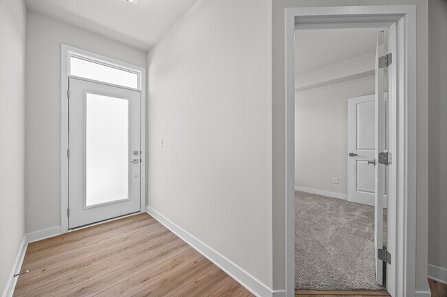 Foto del edificio - 2833 Statesville Ave