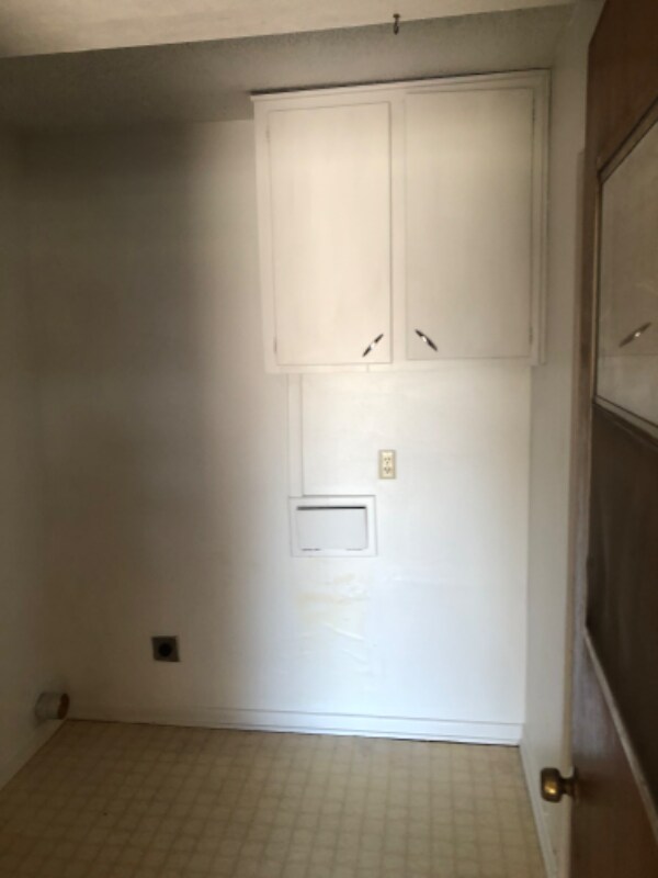 Building Photo - 1336 49th St