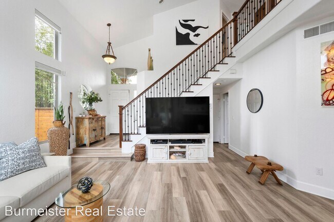 Building Photo - 3 br, 2.5 bath House - 604 Buckhorn Ave