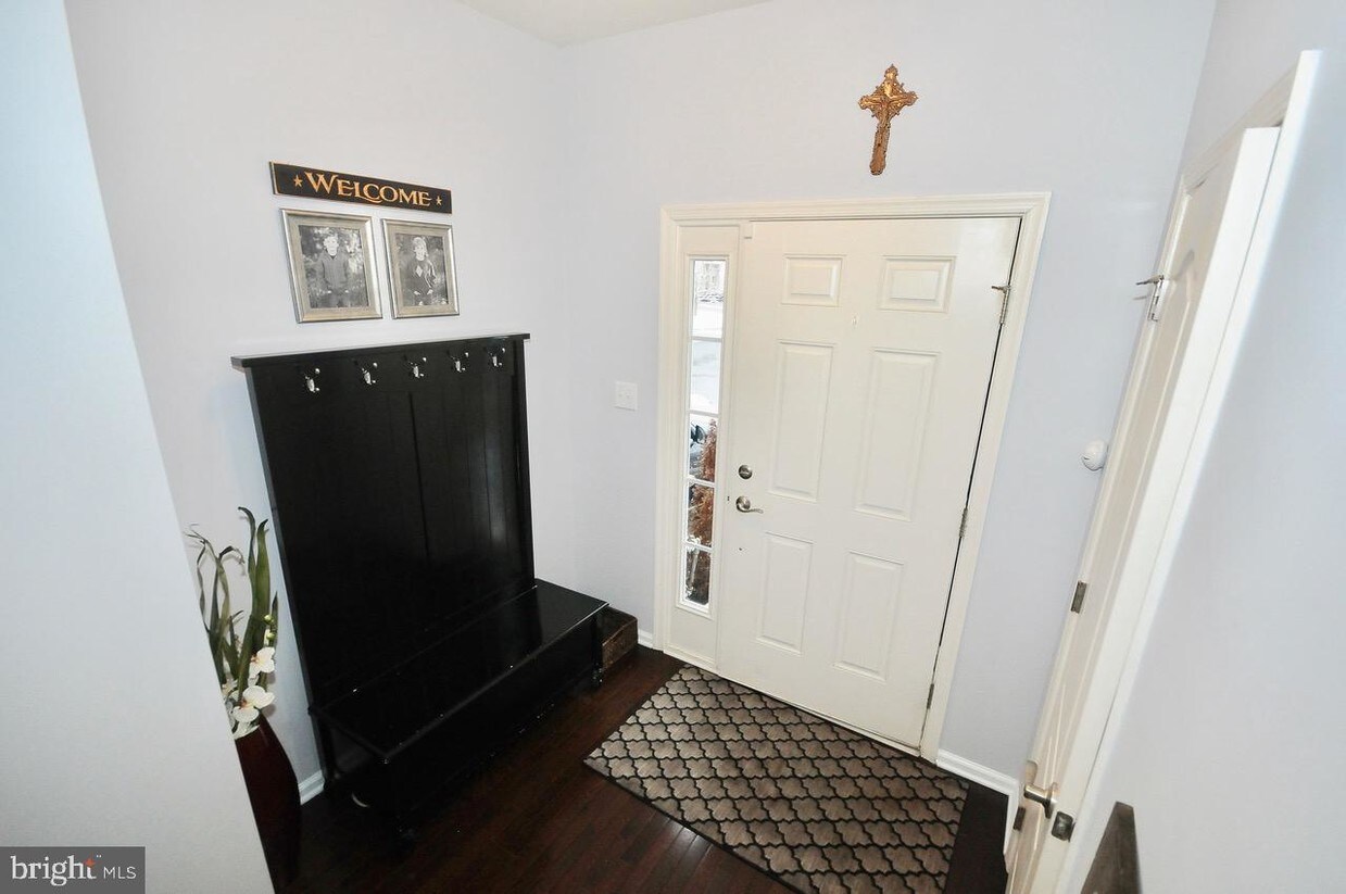 92 Eagleview Terrace, Mount Royal, NJ 08061 Townhome Rentals in Mount