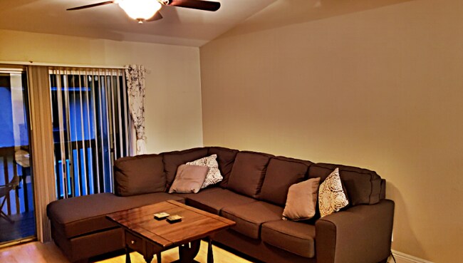 Foto del edificio - 23240 Orange Ave