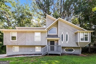 Building Photo - 3684 Linwood Way