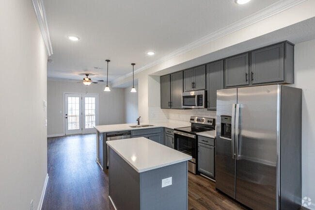 2BR, 2.5BA - 1,500SF - Kitchen - The Villas at Charleston Oaks