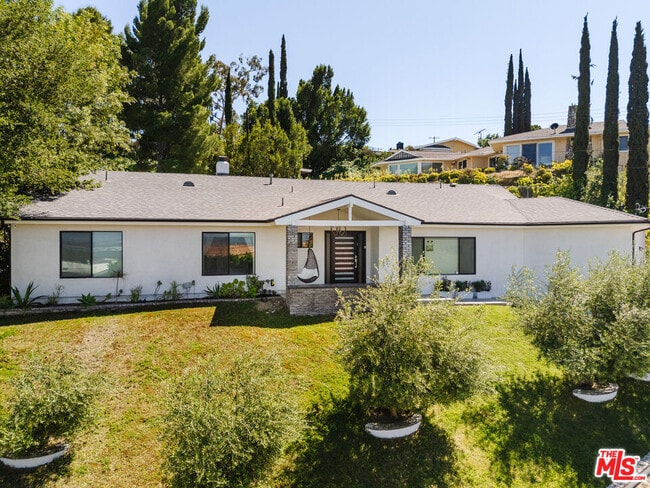 Building Photo - 3554 Alginet Dr