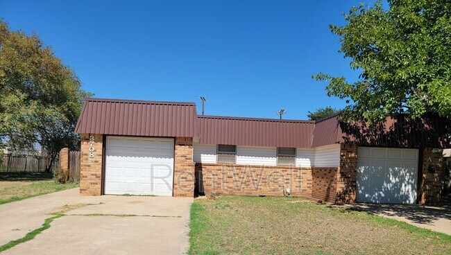 Building Photo - 3708 54th St