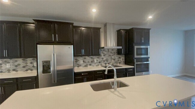Foto del edificio - 4623 Wistar Creek Dr