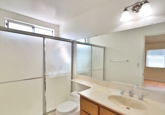 Foto del edificio - 4991 Seneca Park Loop