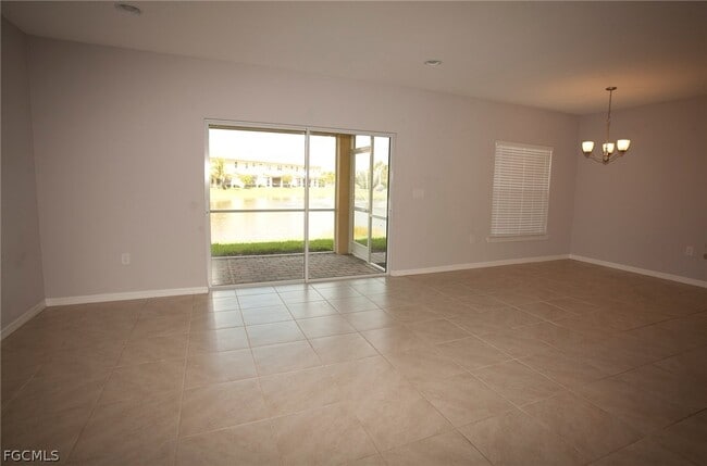 Building Photo - 3883 Tilbor Circle