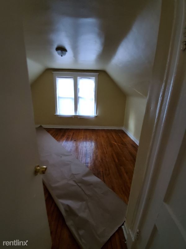 Foto del edificio - 5 br, 2 bath House - 7157 S Carpenter St