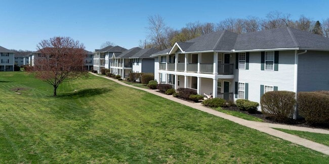 Patio - 15 S Shafer St