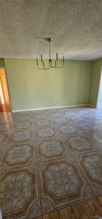 Building Photo - 10 Richardson Rd