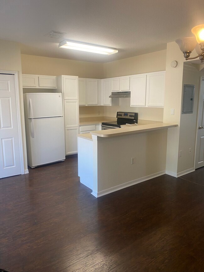 Foto del edificio - 1508 Blue Magnolia Rd