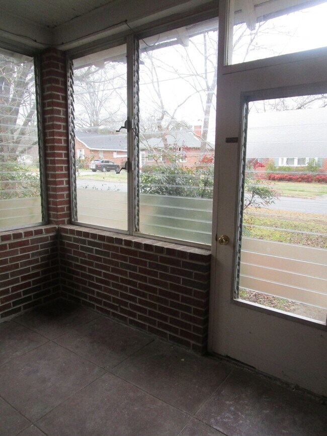 Foto del edificio - North Rome Celanese area - 1 bedroom, 1 bath