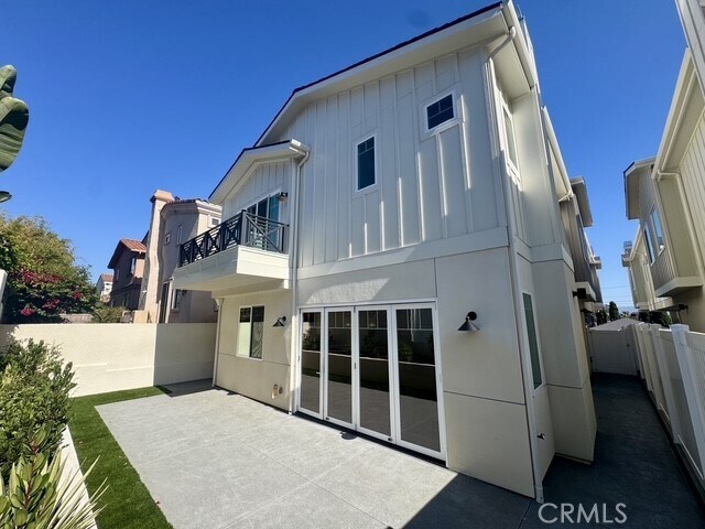 Building Photo - 2205 Marshallfield Ln