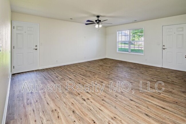 Foto del edificio - 1109-1111 E 173rd St