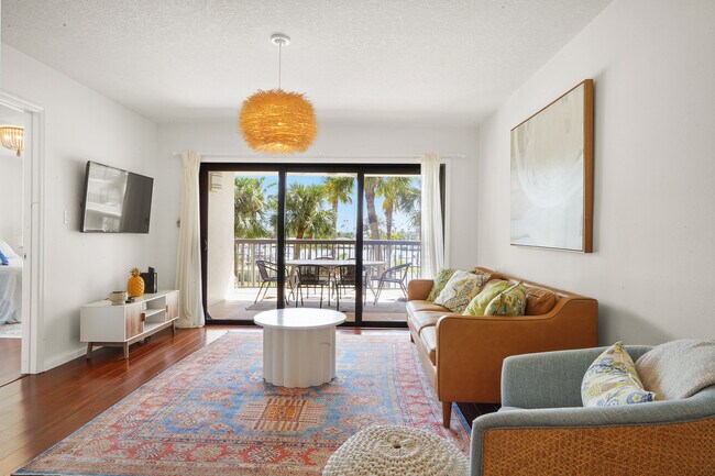 Foto del edificio - 3200 Gulf Blvd