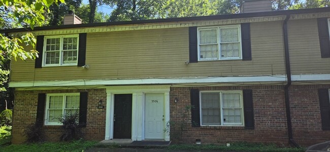 Photo - 5506 Estates Ct (Norcross, GA) House