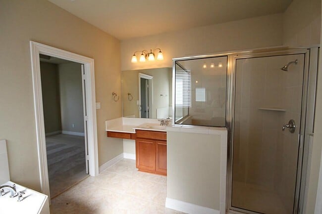 Building Photo - 19006 Bowden Harbour Dr