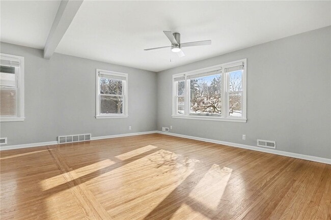 Building Photo - 534 Glenview Ct