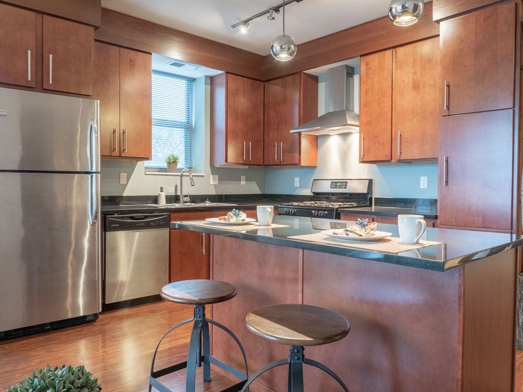 Vue Kitchen - Vue Apartment Homes