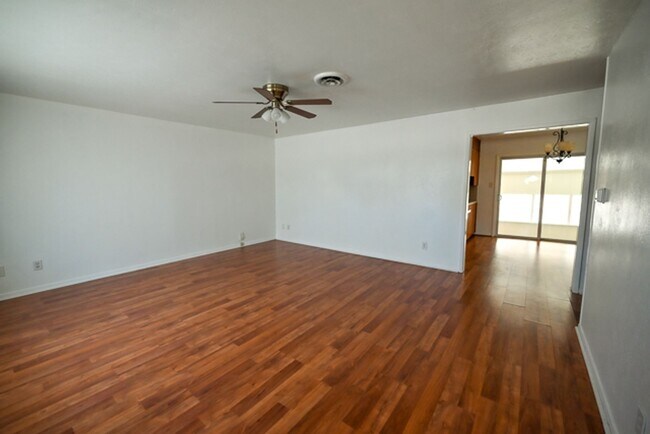 Foto del edificio - 3 Bedroom 2 Bath, For Lease Bowie TX
