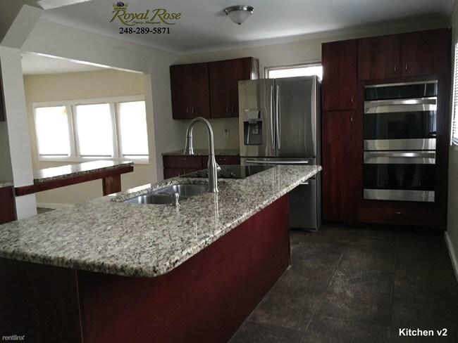 Building Photo - 3 br, 1 bath House - 19620 Riopelle St