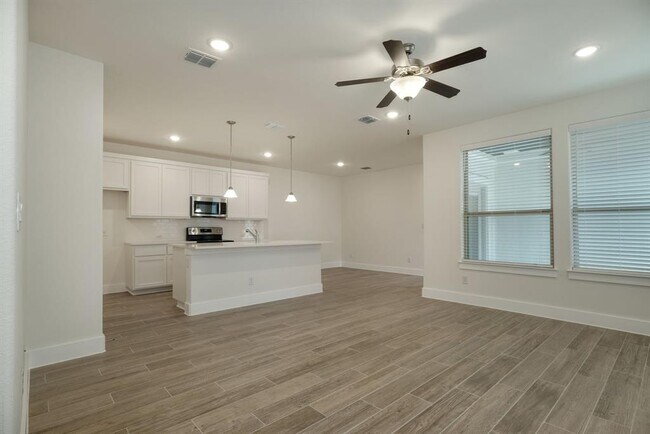 Foto del edificio - 436 Parkline Dr