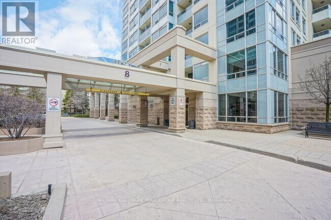 Photo du bâtiment - 8-108 Rean Dr