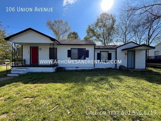 Building Photo - 106 Union | $695 | 2 beds, 1 full bath